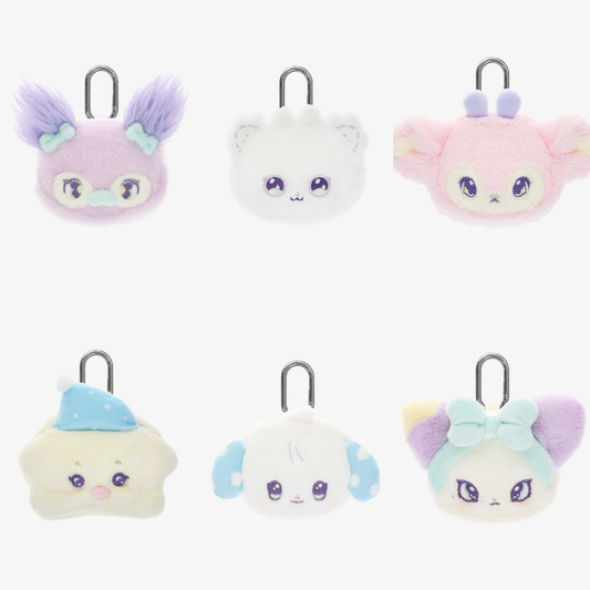 [PREORDER] NMIXX <EPISODE 1: ZERO FRONTIER> IN JAPAN MIXXFFY CARABINER POUCH