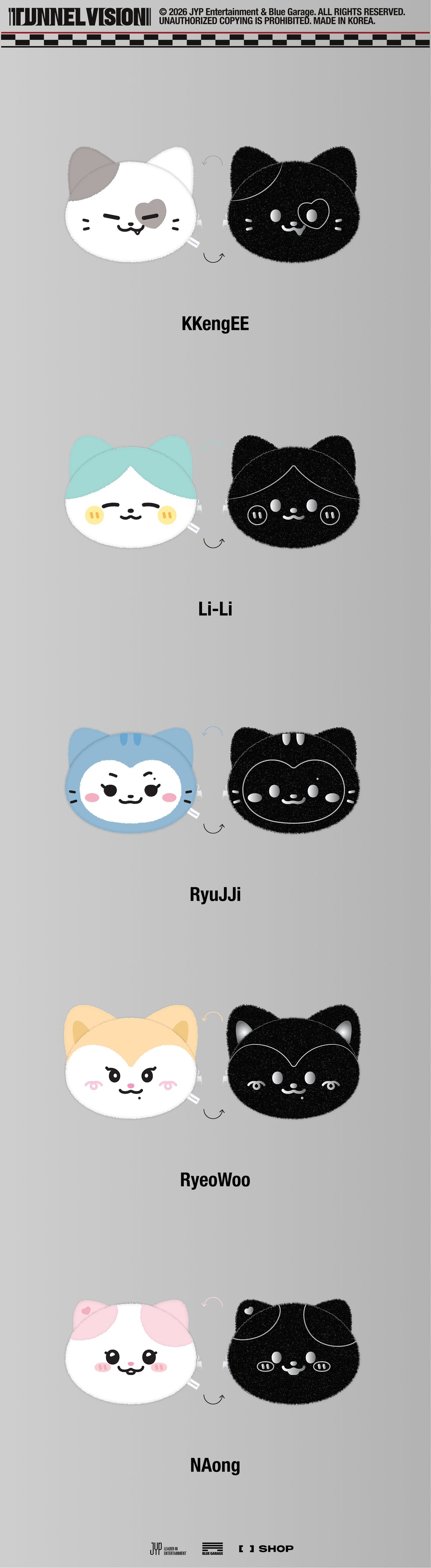 [PREORDER] ITZY TWINZY REVERSIBLE POUCH <TUNNEL VISION> 3RD WORLD TOUR OFFICIAL MD