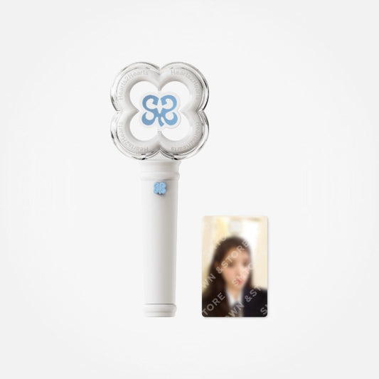 [PREORDER] HEARTS2HEARTS <OFFICIAL FANLIGHT>