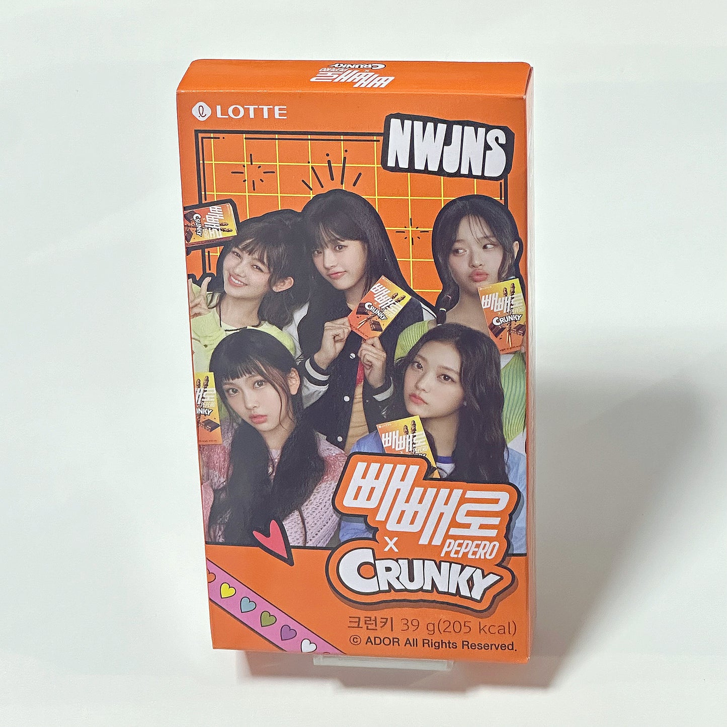 PEPERO X NEWJEANS 2024 SPECIAL PACKAGE