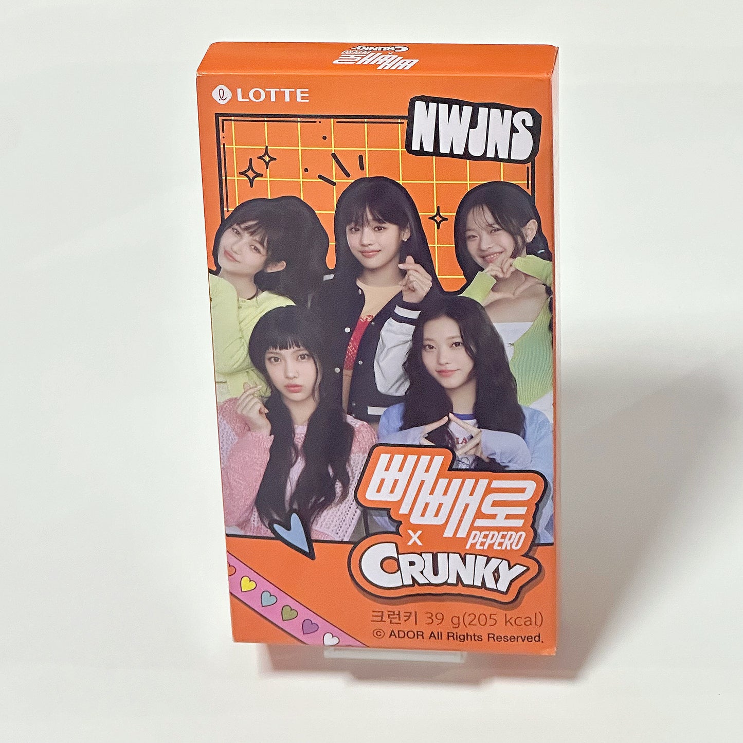 PEPERO X NEWJEANS 2024 SPECIAL PACKAGE