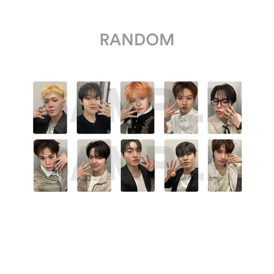 TREASURE <SPECIAL MOMENT JAPAN> RANDOM TRADING CARD B