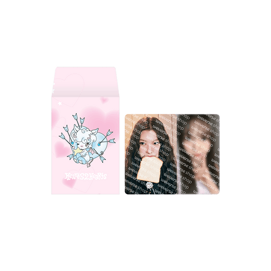 [PREORDER 8/11 CLOSED] HEARTS2HEARTS <FOCUS> OFFICIAL MD RANDOM TRADING CARD B VER